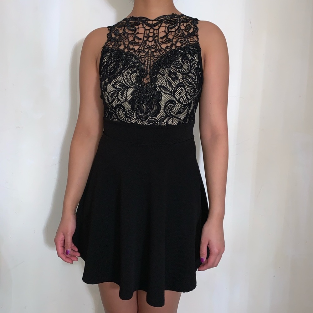 Windsor Black Dress Lace Detail Women’s Size 3/small Circle Skirt Party